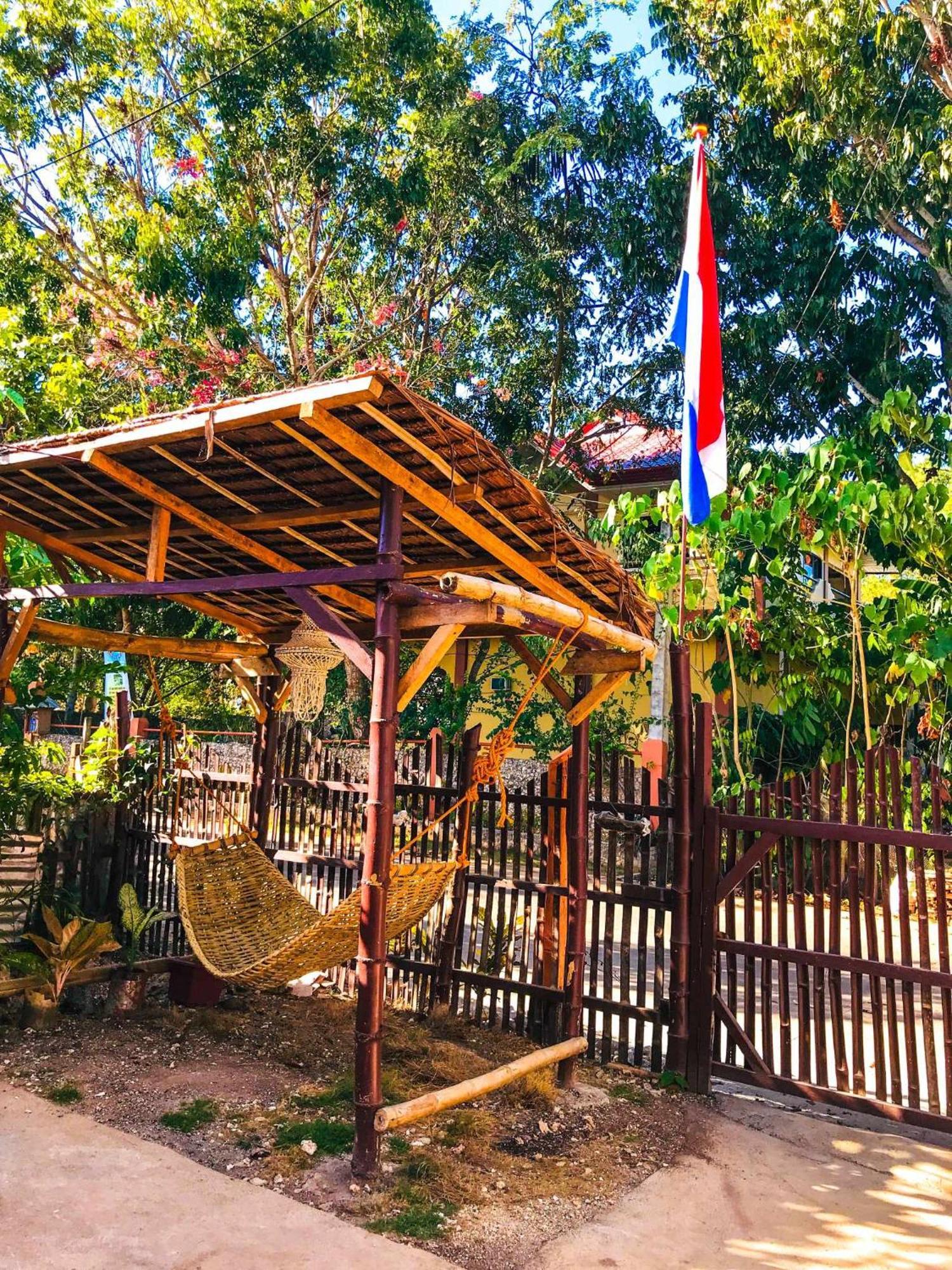 Don Leo'S Bnb Esperanza Bagian luar foto